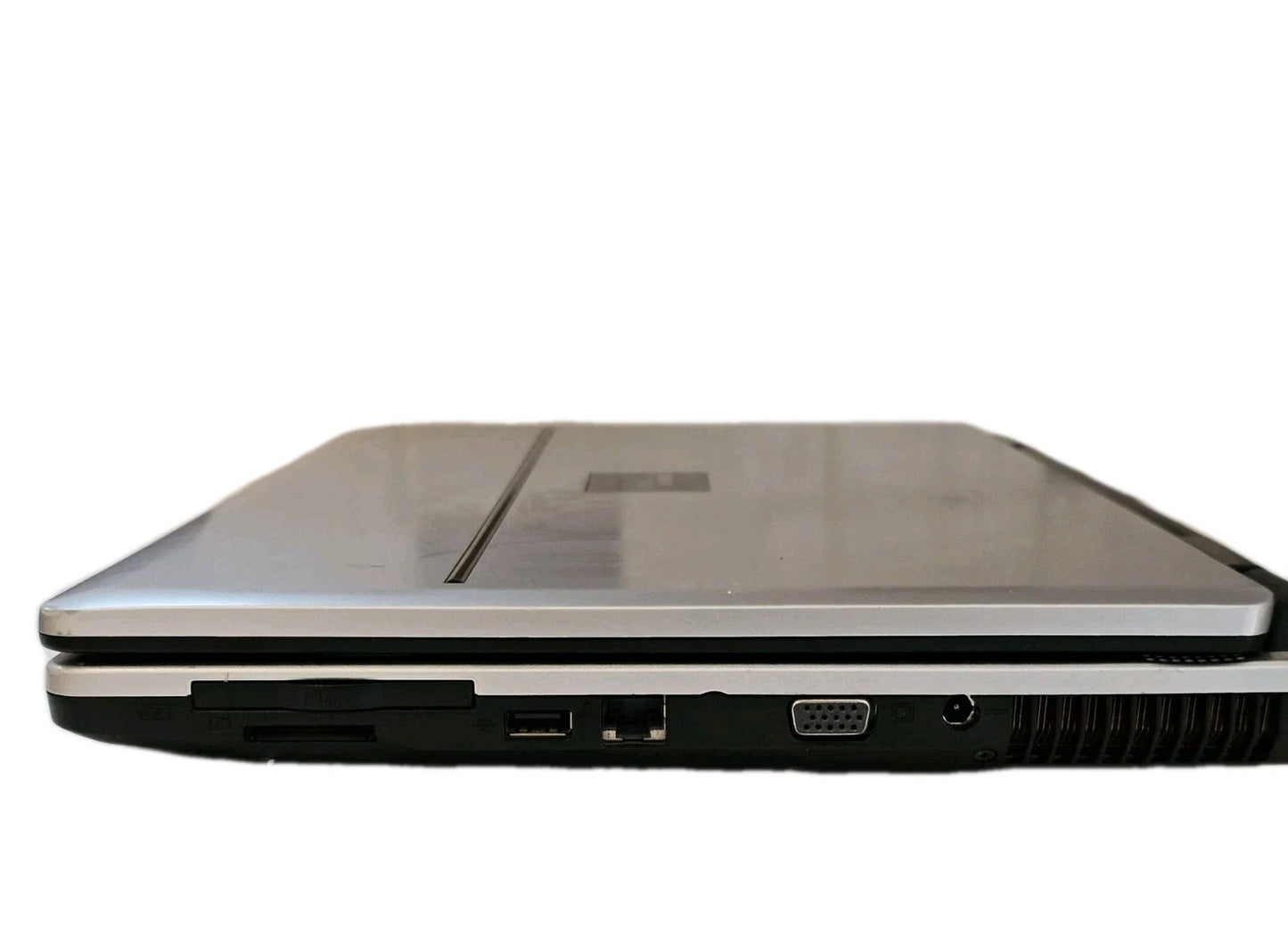 Fujitsu Amilo Pi 2515 - Intel Core 2 Duo T5250 - 2GB Ram - No Storage